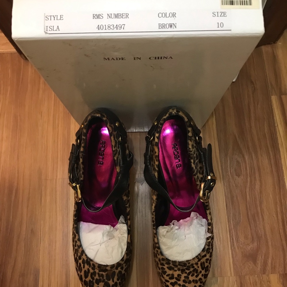 Brand New. Arden B. Leopard color high heels.
